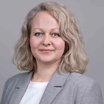 Portraitfoto Julia Schwidtke